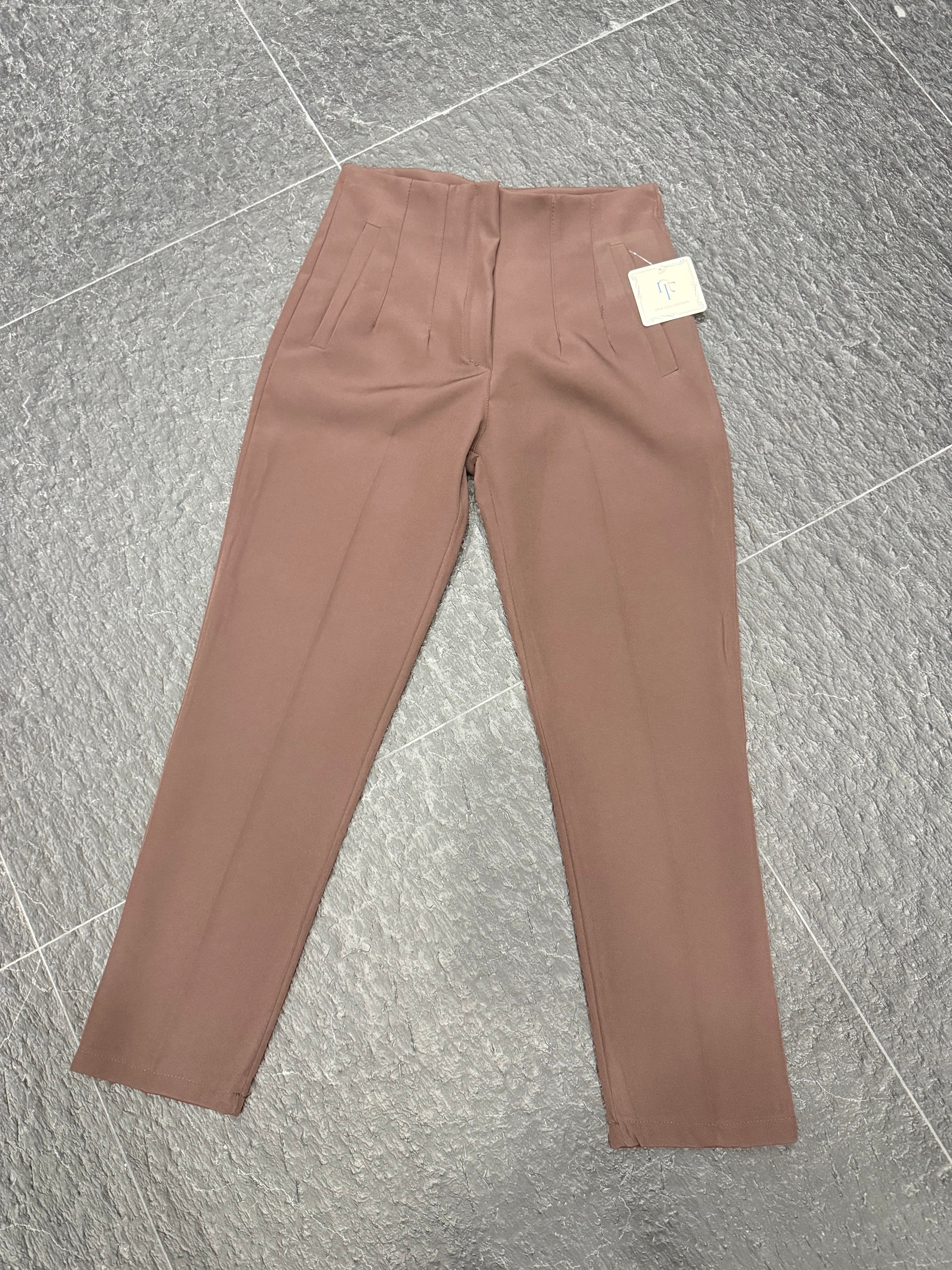 Pantalone kira