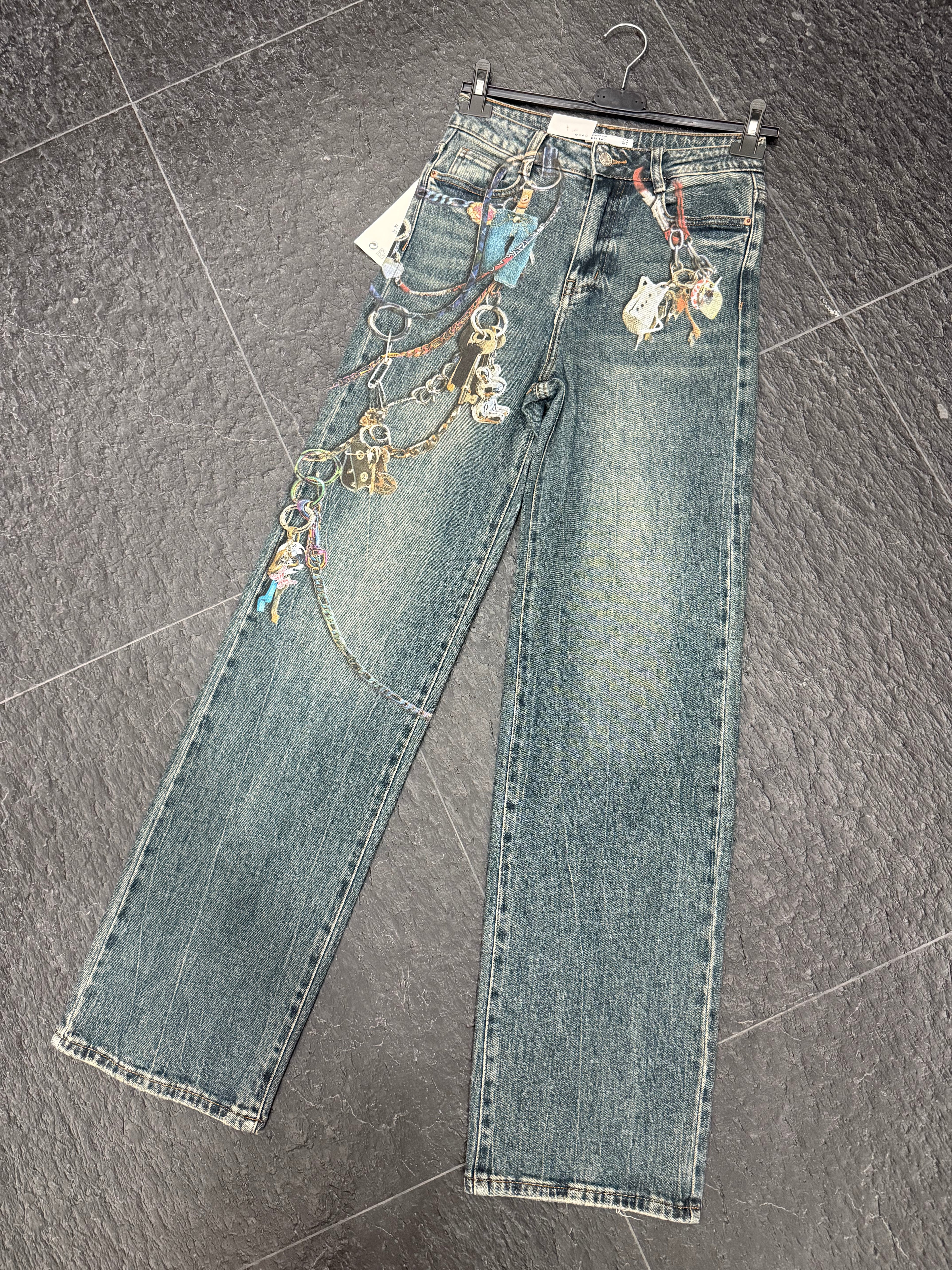 Jeans catena